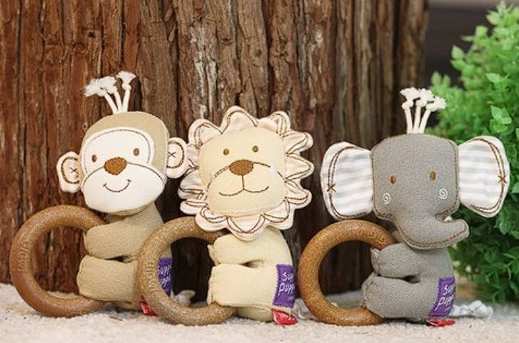 عروسک فیل طوسی رنگ با حلقه خوراکی سایزXS GiGwi SERIES Suppa Puppa/ Fragrance of Natural Pine made with Wooden Fiber